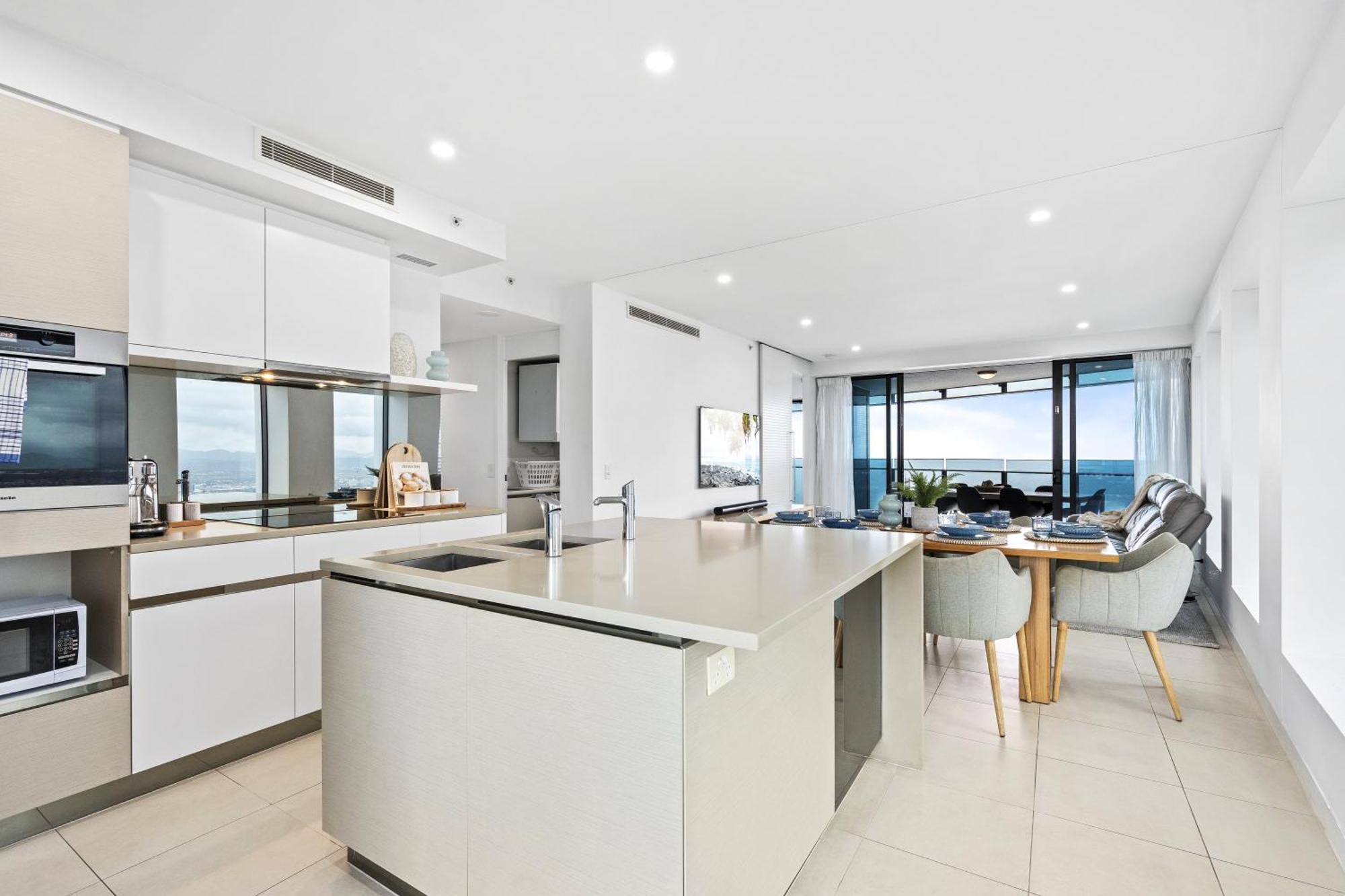 2 & 3 Bedroom Ocean View Apartments At Soul Surfers Paradise - Q Stay Голд-Кост Екстер'єр фото